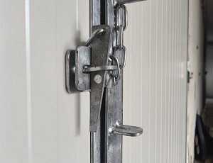 Výměna vrat na farmě